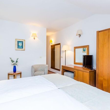Pansion Srebreno Hotell Mlini Exteriör bild